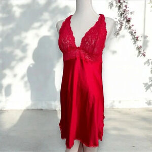 Victoria secret Red  Lace slip dress with lace and bow details M luxury coquette